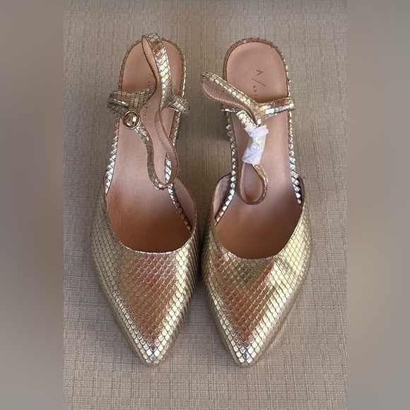 Anthropologix Shoes - NWOB Anthropologix Gold Snake Textured Slingback Heels with Ankle Strap